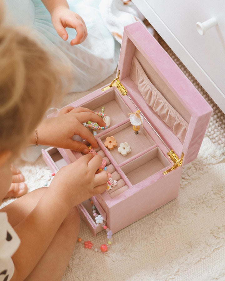 The Nostalgia’ Musical Jewellery Box