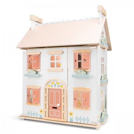 Dolls House - Charming Cottage with Furniture